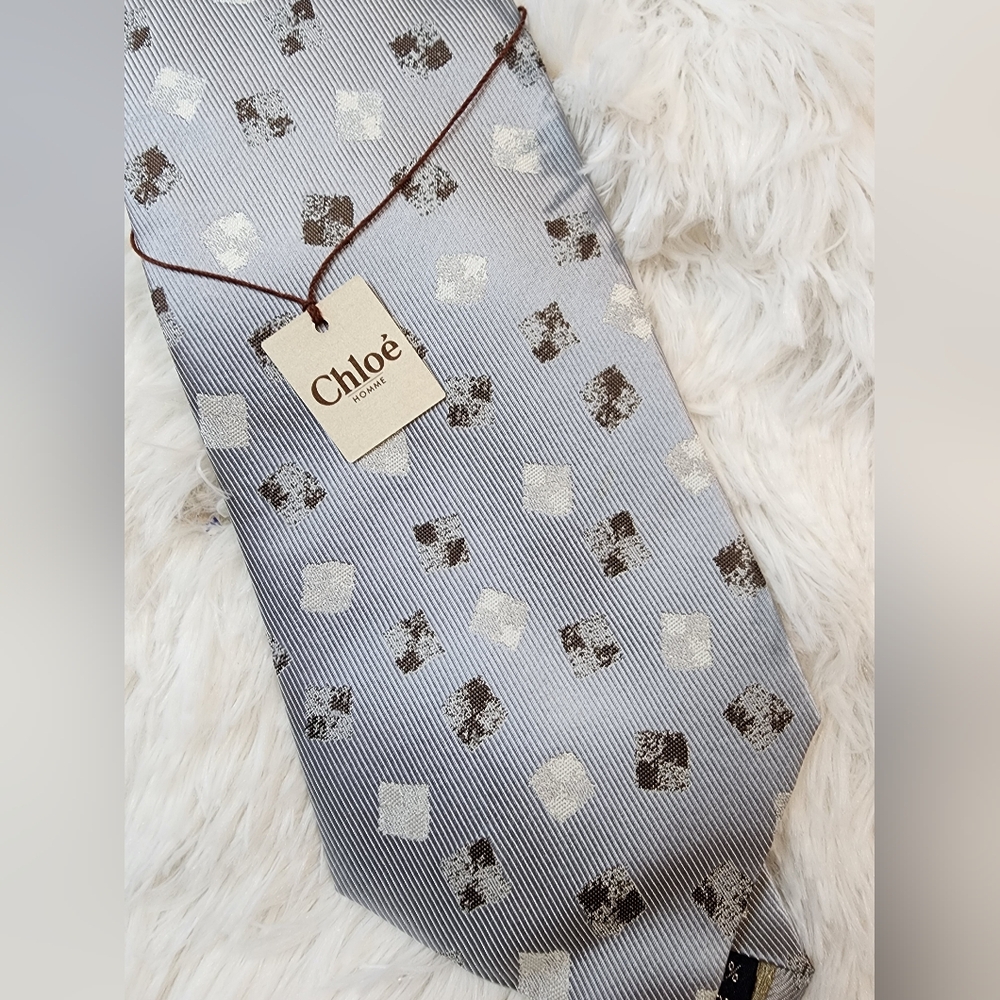 Chloé Blue-Grayish Patterned Silk Scarf - Picture 4 of 10